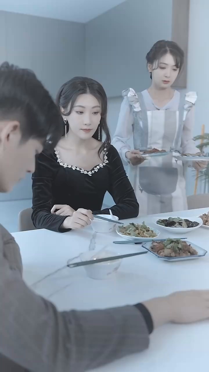 嬌妻歸來第二季第01集